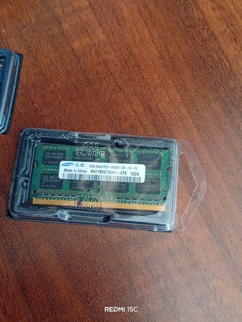 Samsung noutbuk operativ yaddaşı (RAM) - Model: M471B5673EH1-CF8 — Bakı