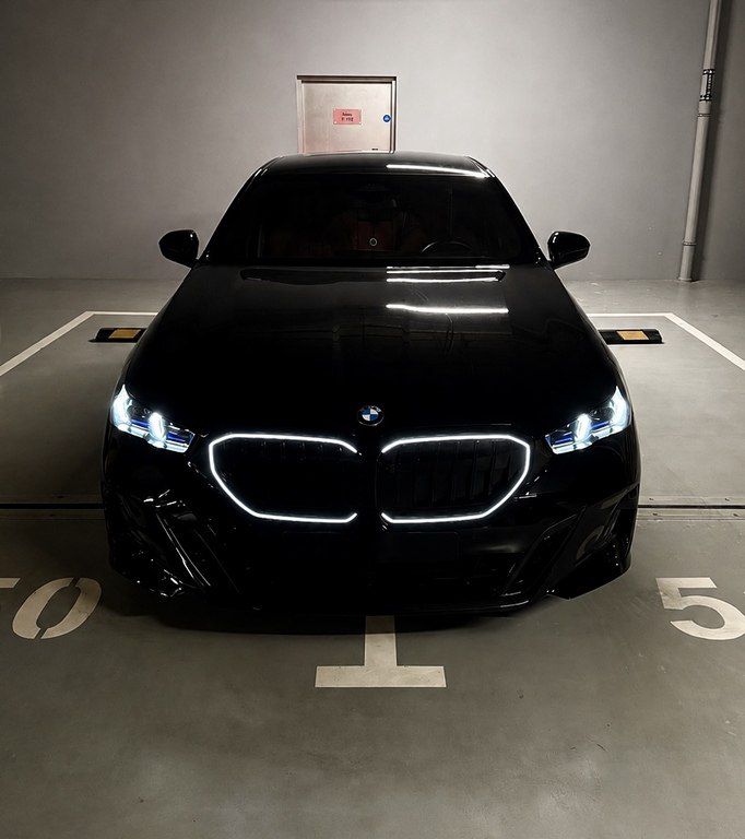 BMW 520, 2.0 L, 2024 il, 21 500 km — Avtomobillər, Bakı