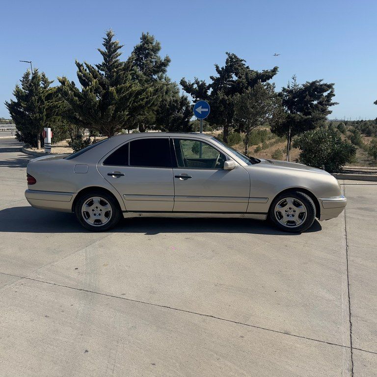 Mercedes E 320, 3.2 L, 1998 il, 311 000 km — Avtomobillər, Bakı (3)