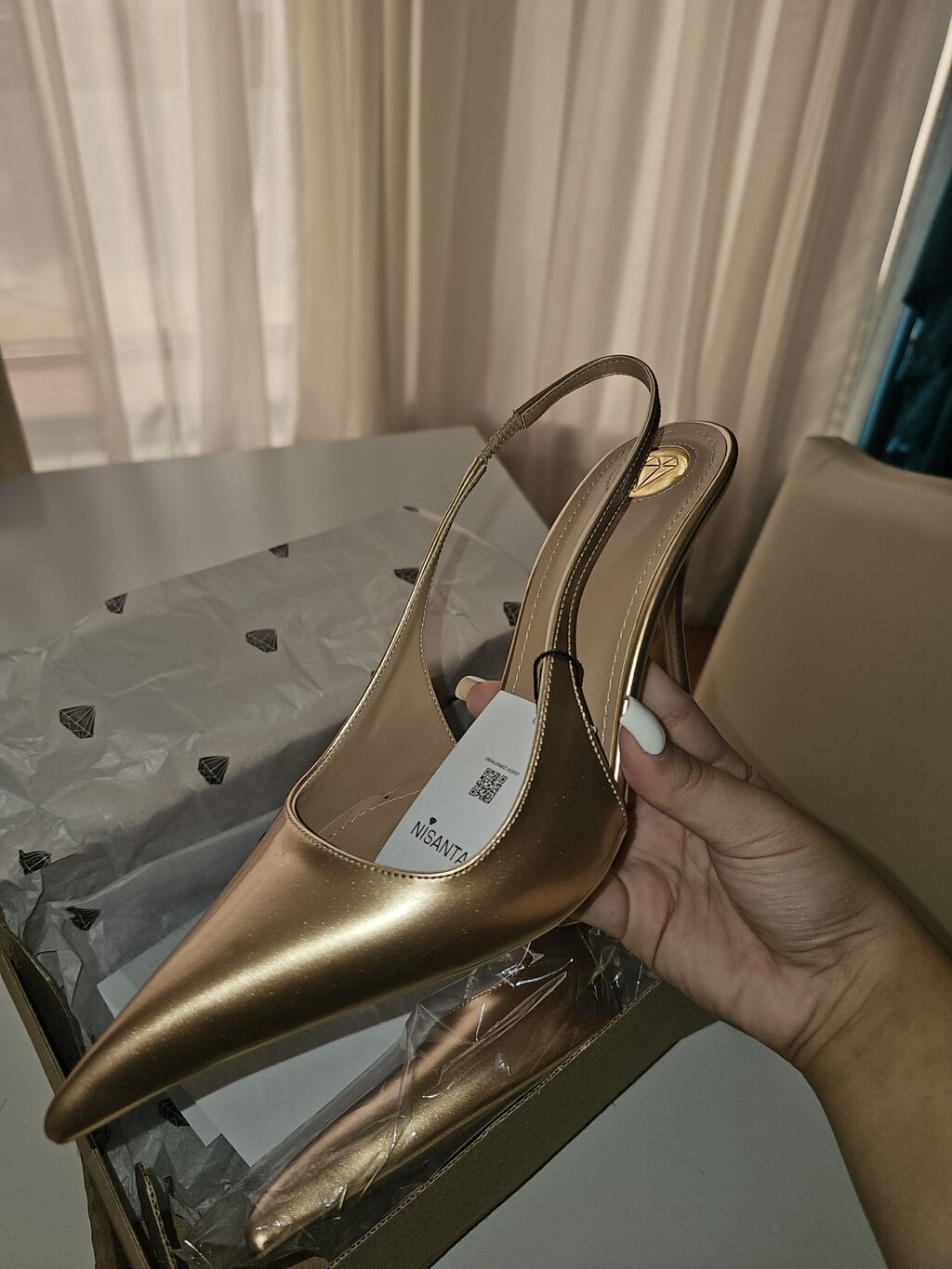Qızılı rəngli qadın stiletto ayaqqabı – slingback model - Brend — Şəxsi əşyalar, Masazır (2)