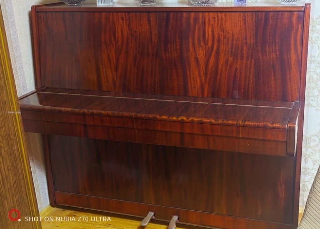 Akkustik pianino – Belarus (upright) - Korpus: laklı tünd — Pianino və digər klaviş alətləri, Digah