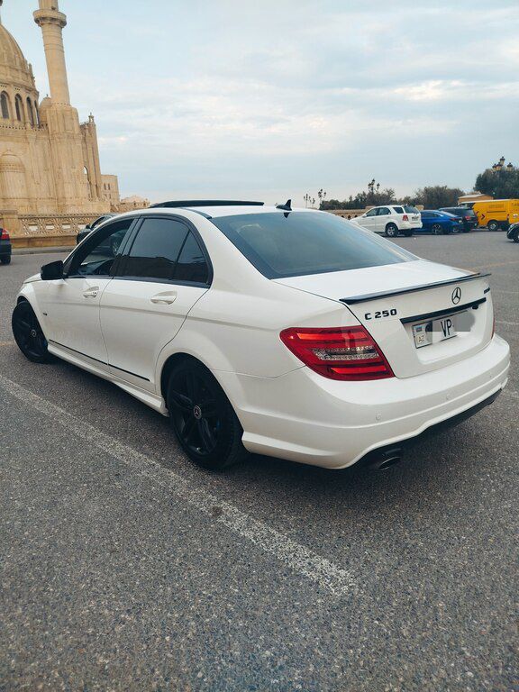 Mercedes C 250, 1.8 L, 2011 il, 245 000 km — Avtomobillər, Sumqayıt (2)