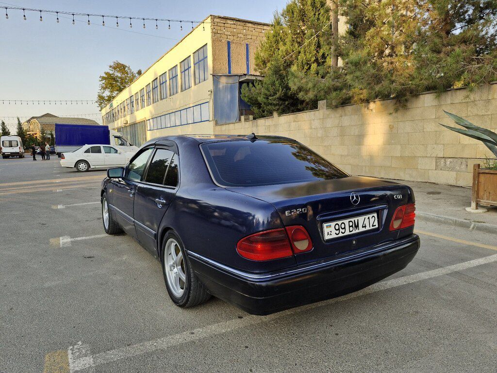 Mercedes E 220, 2.2 L, 1999 il, 353 000 km — Avtomobillər, Şirvan (12)
