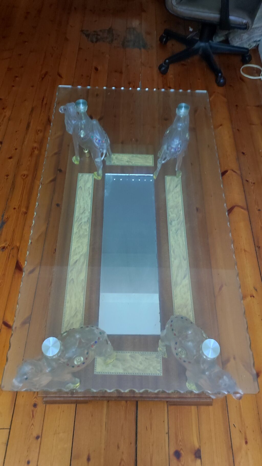 Düz masa, Açılmayan, Təkərsiz, Şüşə, Zəmanətsiz — Mebel, Bakı (3)