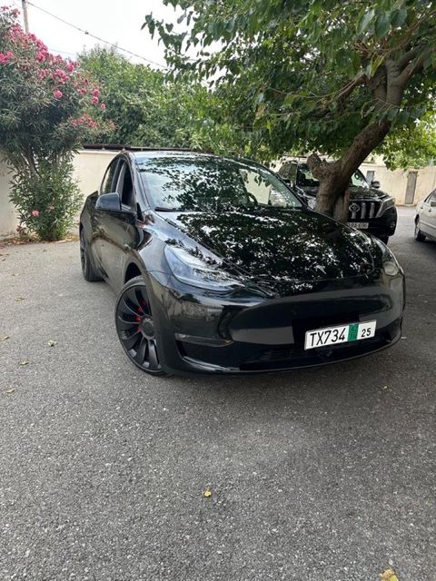 Tesla Model Y, 75 kWh, 2024 il, 59 000 km — Bakı