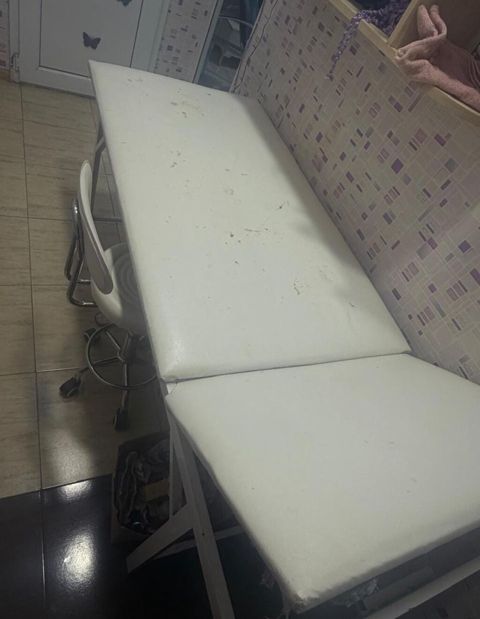 Kuwetqa oturacaqla birlikde satilir 110 azn Unvan :9 cu mkr — Bakı