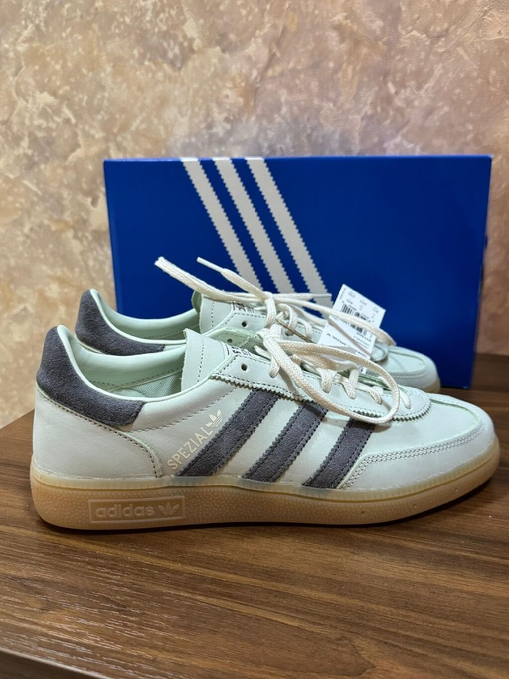 Adidas Original Spezial modeli idman ayaqqabısı - Rəsmi Adidas — Şəxsi əşyalar, Bakı (2)