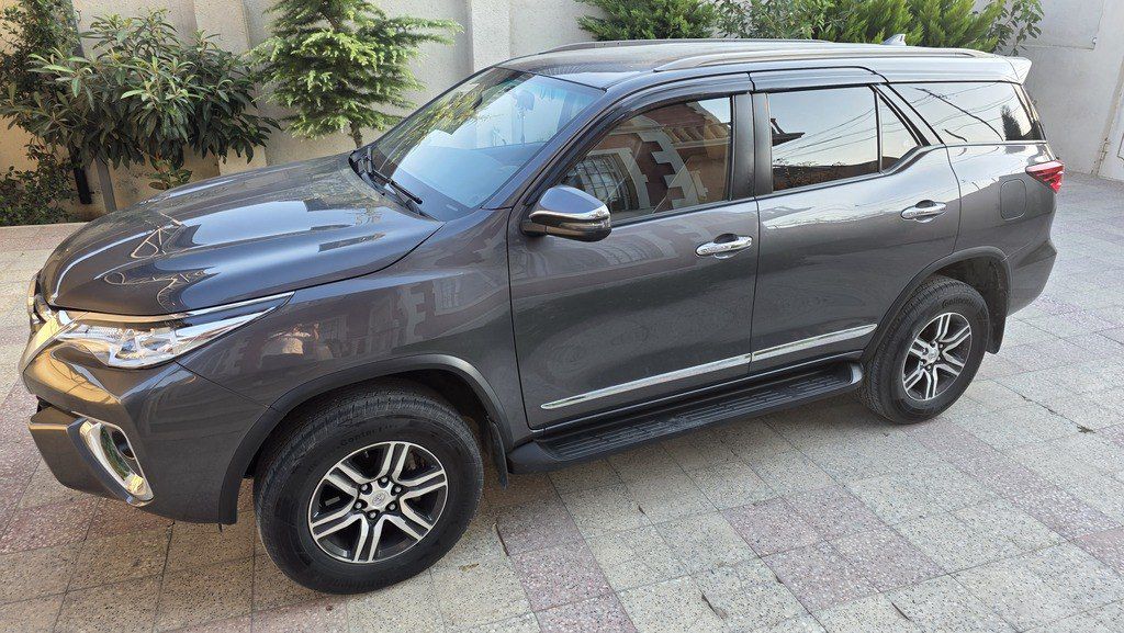 Toyota Fortuner, 2.8 L, 2018 il, 154 000 km — Avtomobillər, Bakı (2)