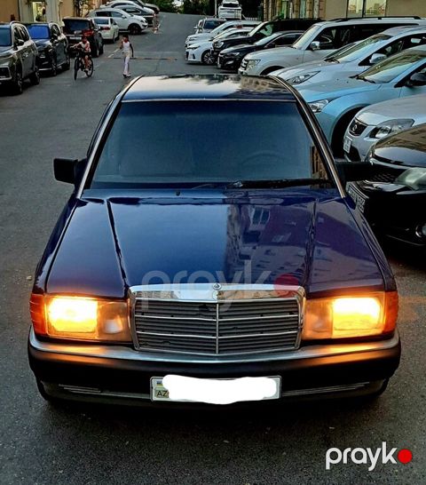 Mercedes 190, 2.0 L, 1990 il, 328 000 km