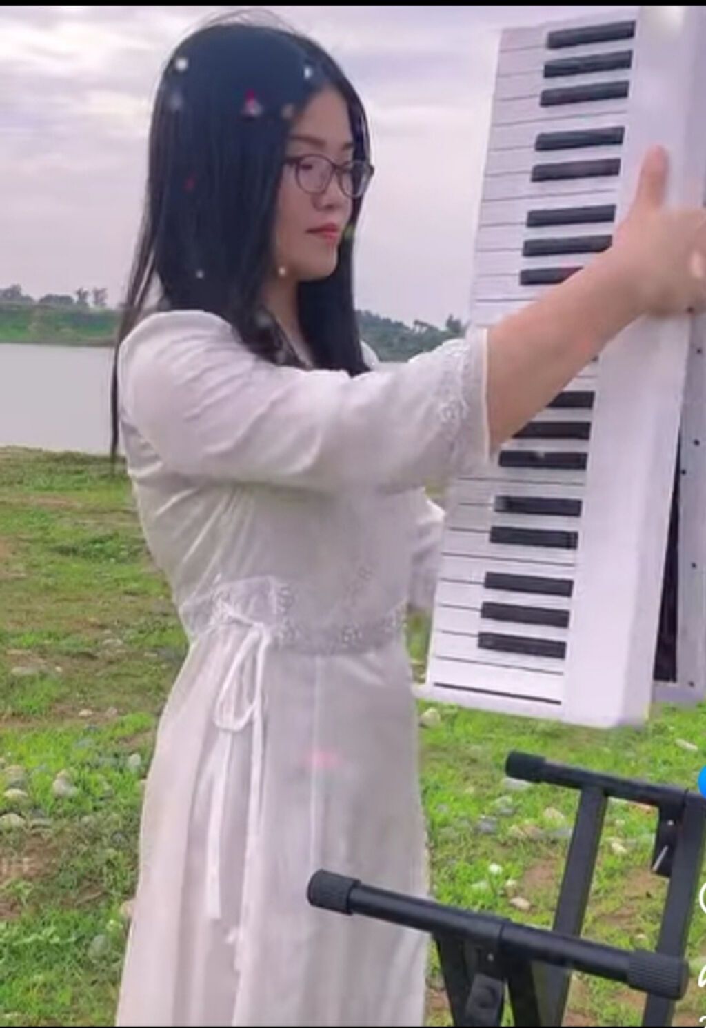 Hədiyyə üçün ideal seçimdir. Təzə.Qutuda. Piano kursuna başlayanlar — Xidmətlər, Bakı (3)