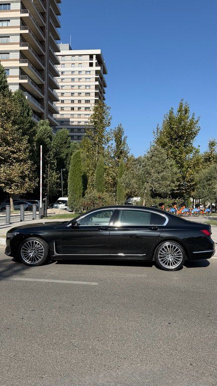 BMW 740, 3.0 L, 2019 il, 145 000 km — Avtomobillər, Bakı (3)