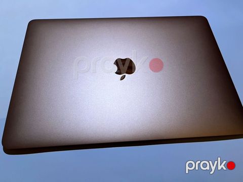 Apple MacBook Air, qızılı rəng (Gold) Xüsusiyyətlər: - 13.3" Retina — Bakı
