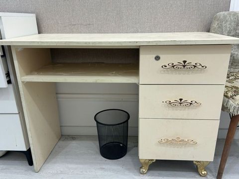 Manikur masası satılır ünvan Nəriman Nərimanov m st yaxnlığı qiymət — Bakı