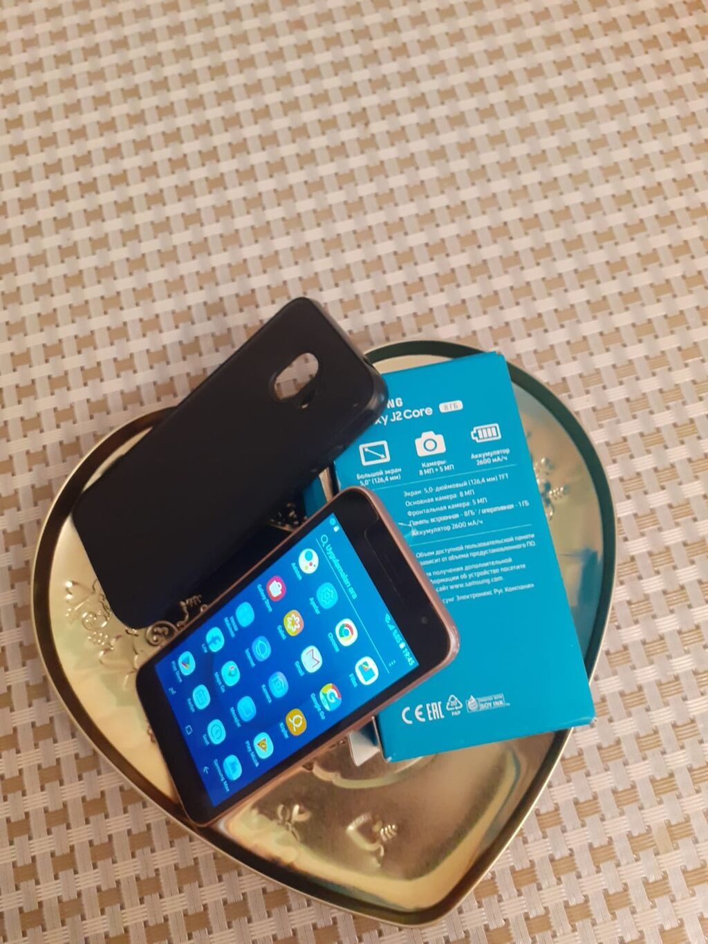 Samsung Galaxy J2 Core, 8 GB, rəng - Qızılı, İki sim kartlı — Samsung, Bakı (3)