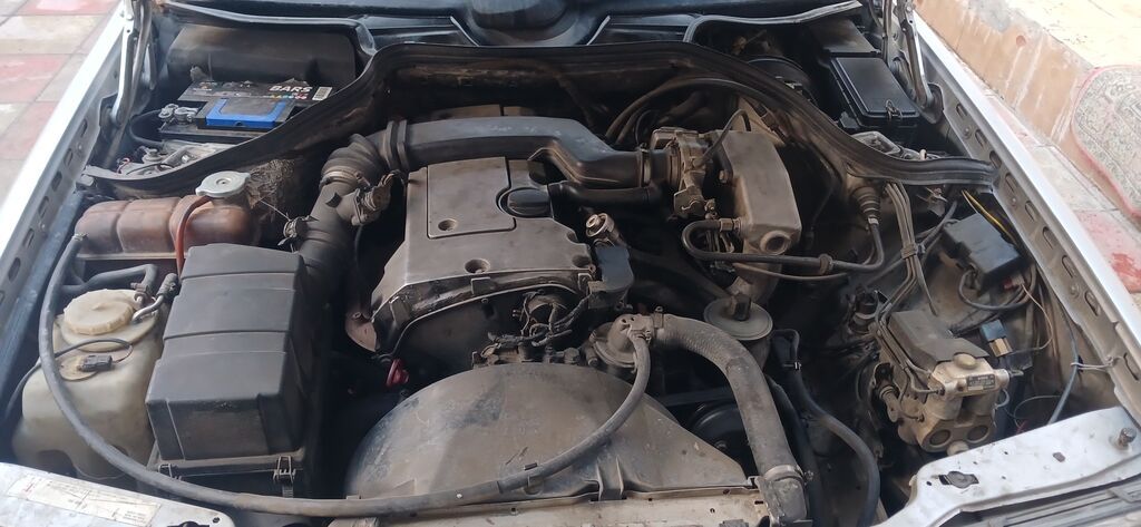 Mercedes-Benz sedan (W124 kuzov) - Korpus: sedan, gümüşü rəng - Kuzov — Avto, Gəncə (7)