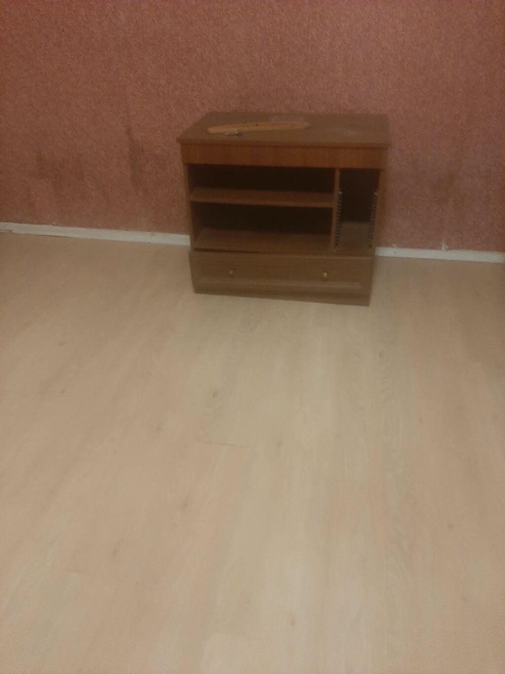 Mebel dəsti – vitrin və TV tumbası - Klassik tərzdə qəhvəyi rəngli — Mebel, Digah (4)