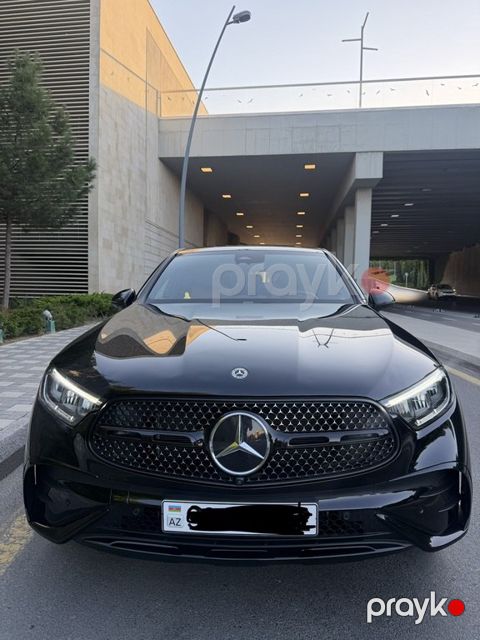 Mercedes GLC 200 4MATIC Coupe, 2.0 L, 2023 il, 23 000 km