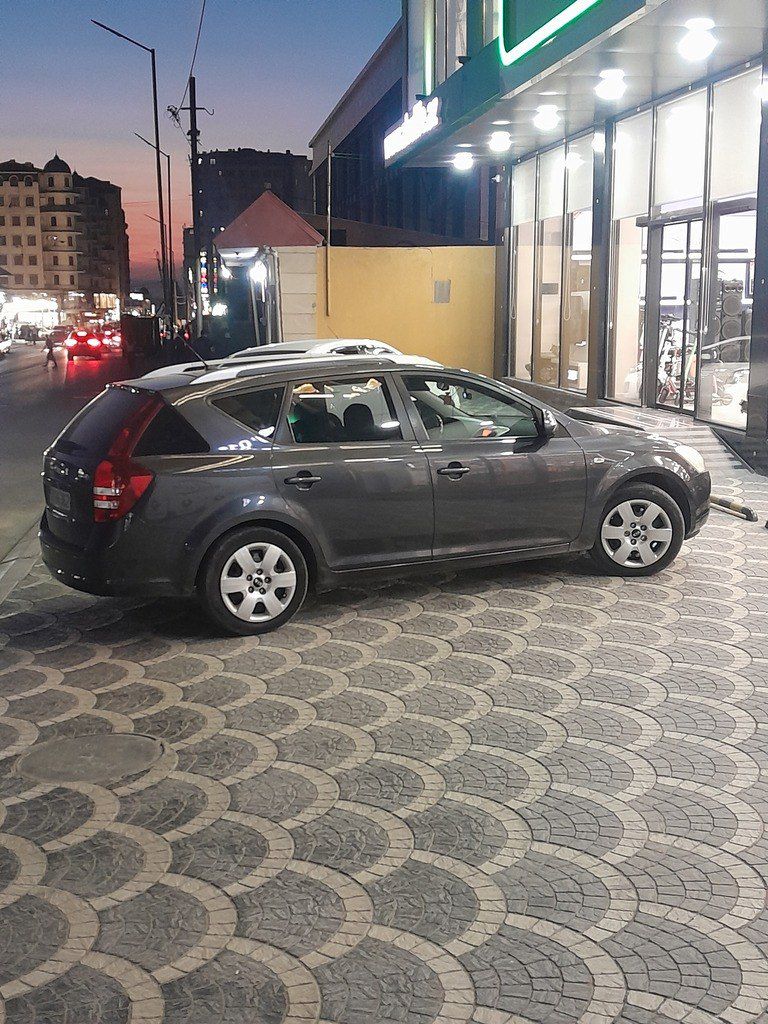 Kia Ceed SW, 1.6 L, 2008 il, 290 000 km — Avtomobillər, Bakı (2)