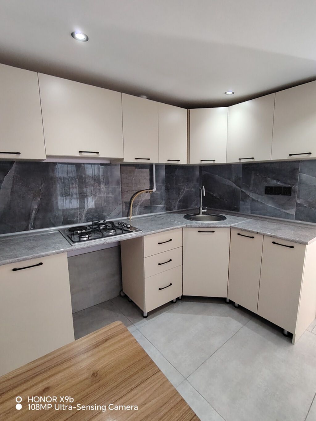 Yeni Suraxanı 2 otaqlı, 42 kv. m, Yeni təmirli — Daşınmaz əmlak, Bakı (7)