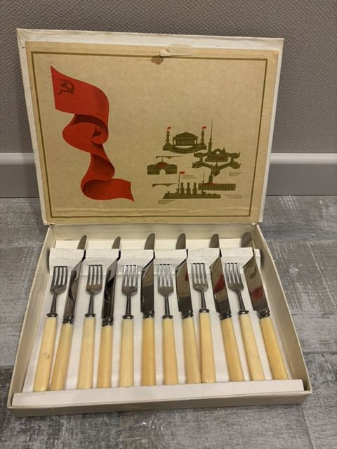 Məhsul: Balıq üçün vintage süfrə dəsti Təsvir: - Qutuda komplekt — Bakı