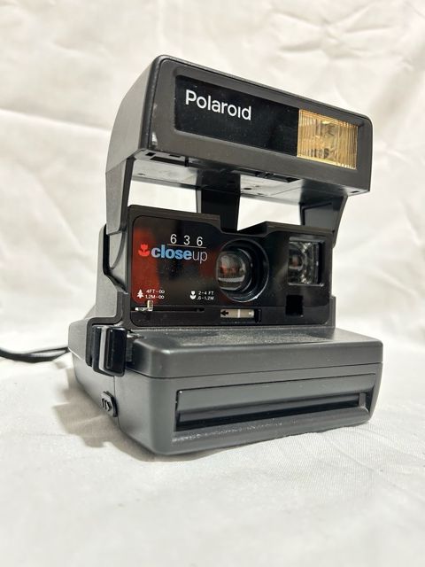 Polaroid 636 Closeup — Bakı