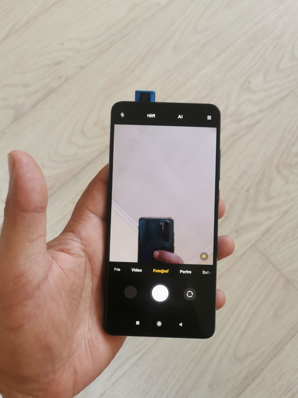 Xiaomi Mi 9T, rəng - Mavi, Qırıq — Xiaomi, Bakı (4)