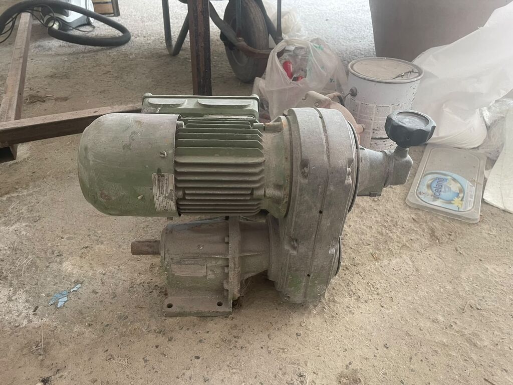 Məhsul: Sürətqıranlı elektrik mühərriki (reduktor komplekti) Texniki — Ehtiyat hissələri, Bakı (2)