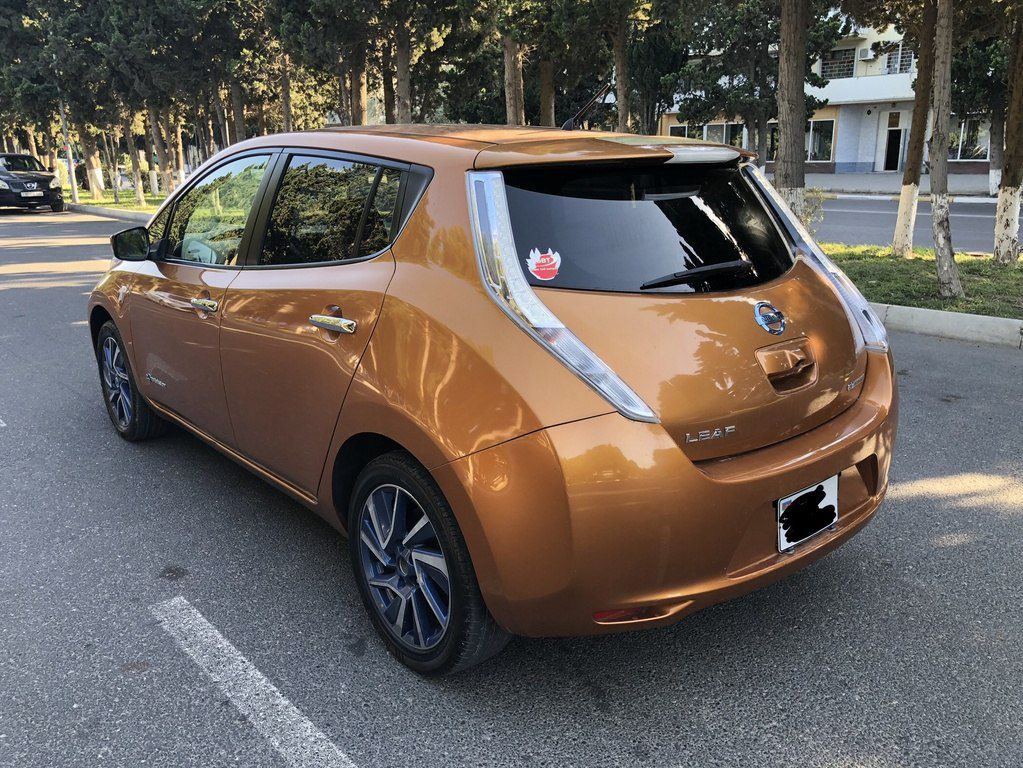 Nissan Leaf, 24 kWh, 2015 il, 41 700 km — Avtomobillər, Sumqayıt (10)