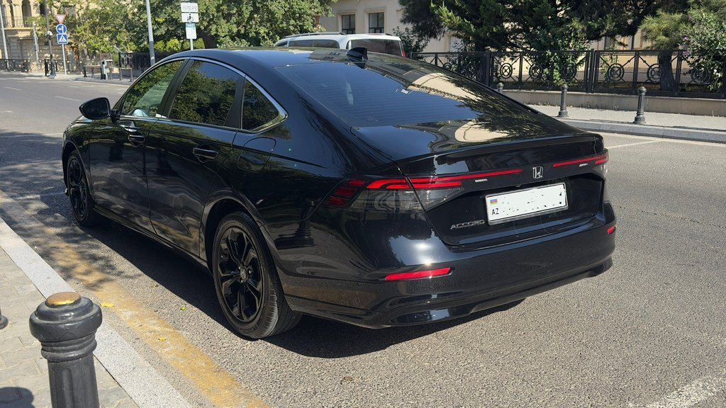 Honda Accord, 1.5 L, 2025 il, 8 350 km — Avtomobillər, Bakı (4)