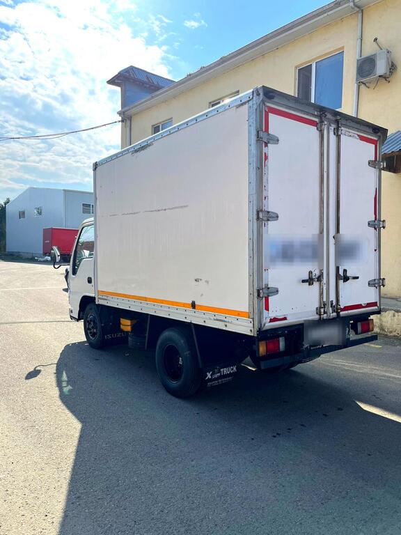 Isuzu NKR 55 E, 2.8 L, 2008 il, 260 000 km — Yük maşınları, Bakı (5)