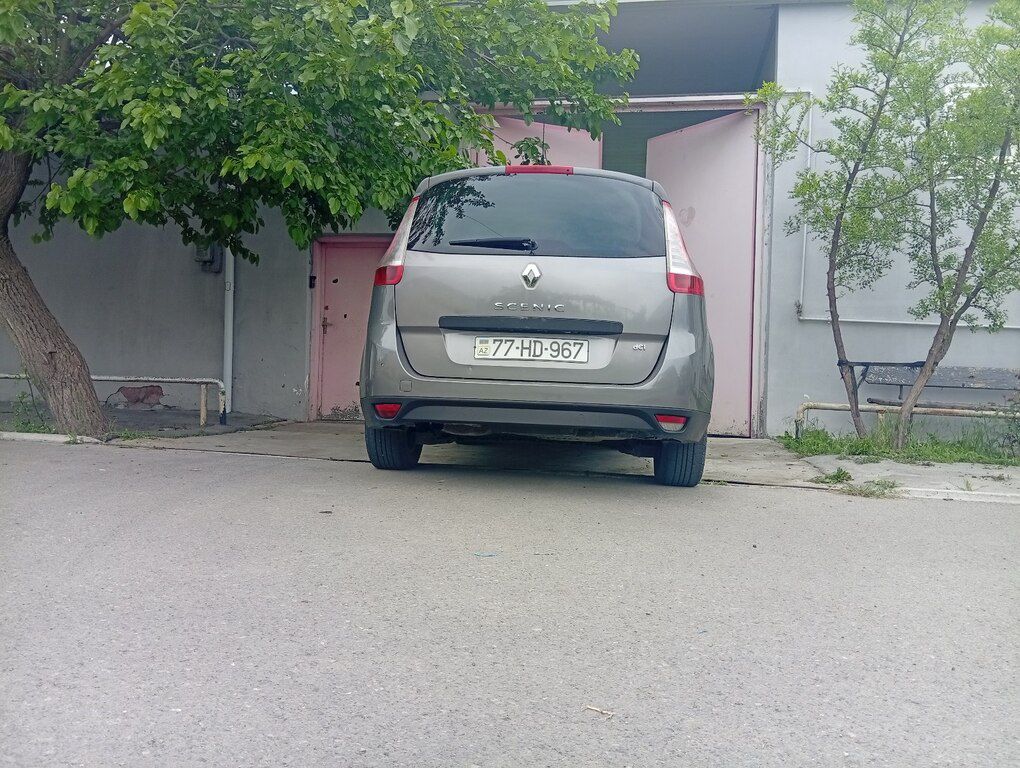 Renault Grand Scenic, 1.5 L, 2010 il, 500 000 km — Avtomobillər, Gəncə (8)