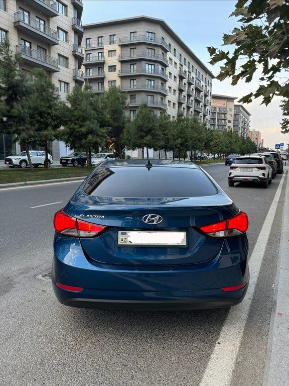 Hyundai Elantra, 1.8 L, 2015 il, 292 096 km — Avtomobillər, Bakı (8)