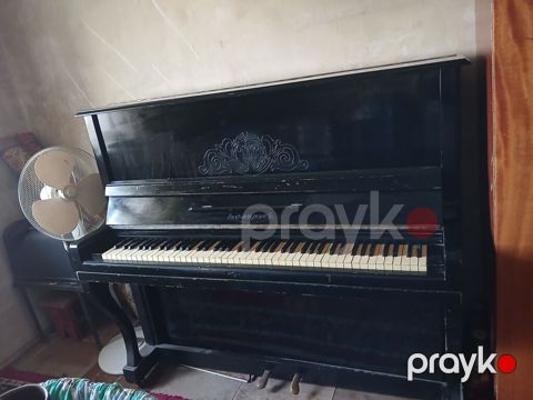 Belarus piano satılır 100 manat razılaşması var — Gəncə