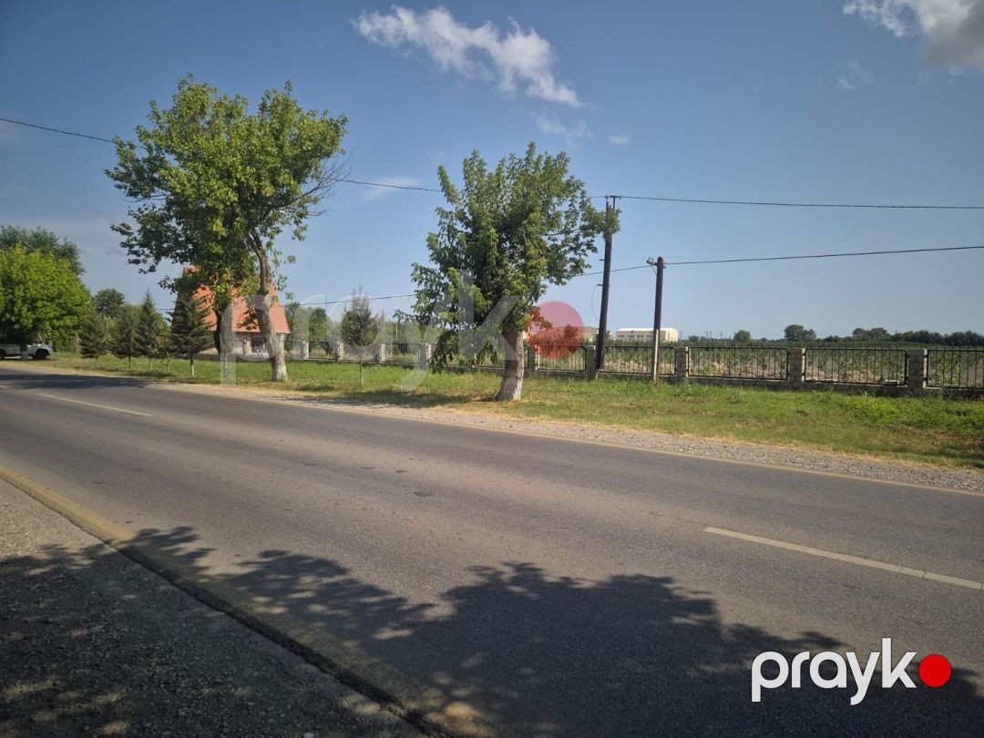 3.2 sot torpaq sahəsi, Xaçmaz - Nabran yolu — Torpaq, Xaçmaz (3)