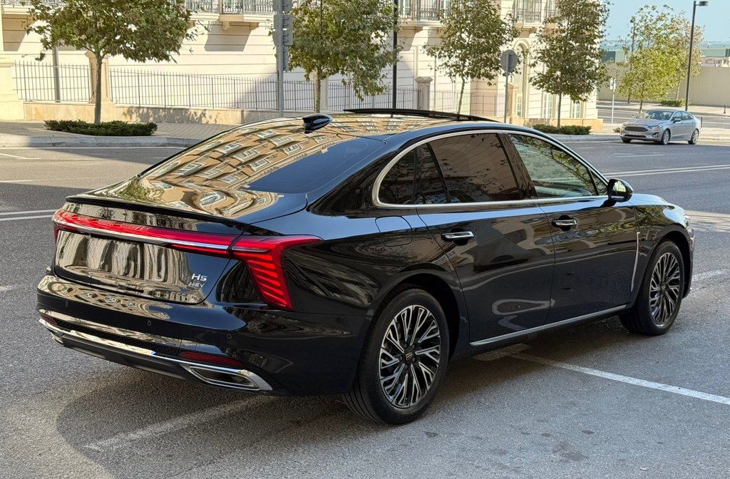 Hongqi H5, 1.5 L, 1.3 kWh, 2025 il, 48 000 km — Avtomobillər, Bakı (10)
