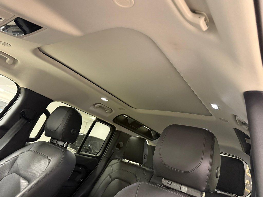 Land Rover Defender, 2.0 L, 2024 il, 50 000 km — Avtomobillər, Bakı (11)