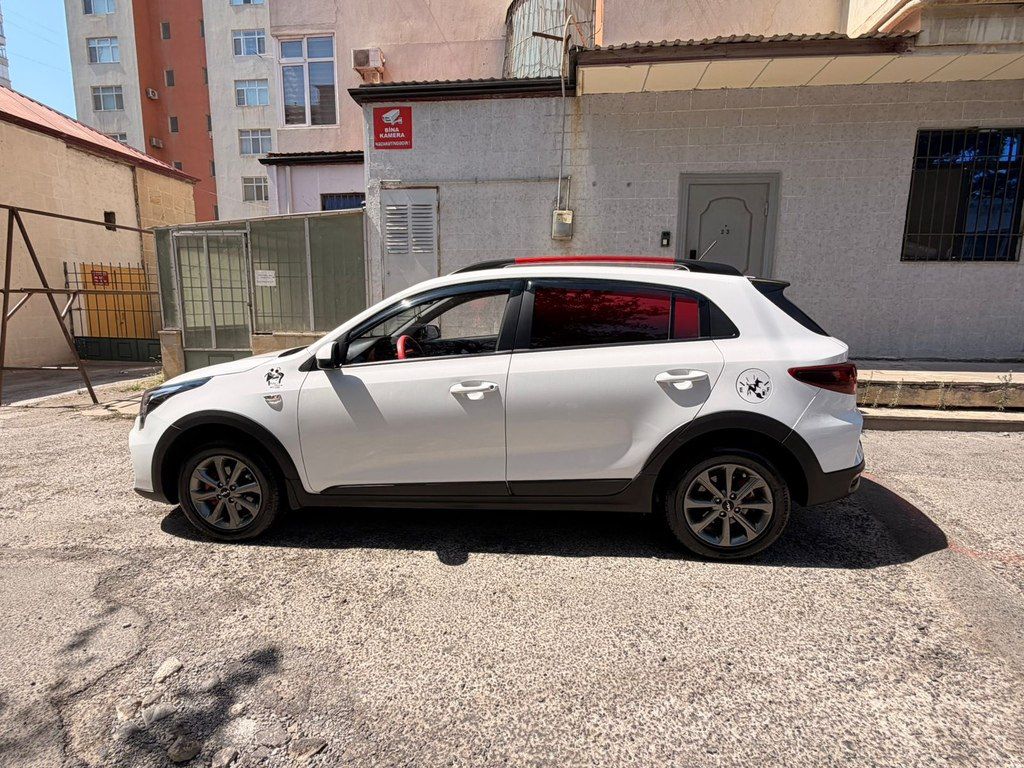 Kia Rio X-Line, 1.6 L, 2021 il, 111 000 km — Avtomobillər, Bakı (10)