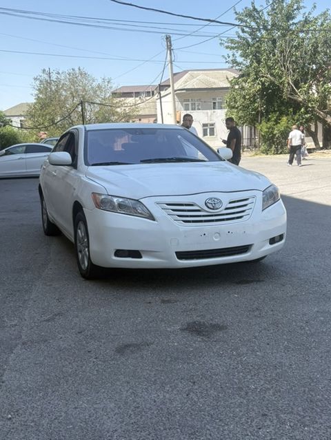 Toyota Camry – ağ rəngli sedan İli 2007,2,4 mator ideal veziyyetde — Xırdalan