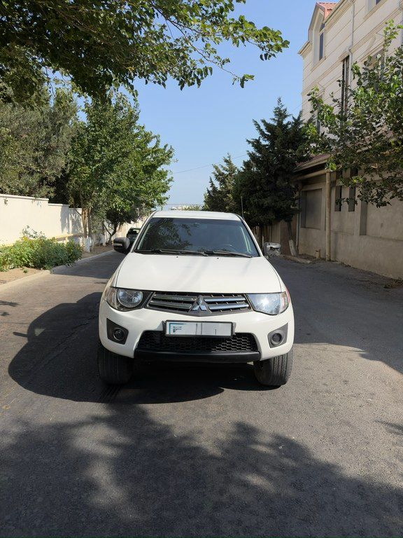 Mitsubishi L200, 2.5 L, 2015 il, 348 000 km — Avtomobillər, Bakı