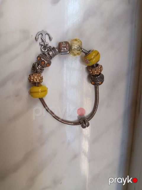 Bəzəkli çarmıxlardan ibarət charm qolbaq - Material: metal zəncirli