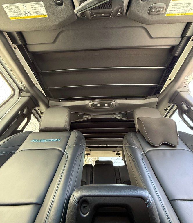 Jeep Wrangler, 2.0 L, 17.3 kWh, 2024 il, 29 000 km — Avtomobillər, Bakı (10)