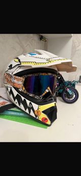 Uşaq üçün motocross/velosiped kaskası və qoruyucu eynək seti - Növ — Cars