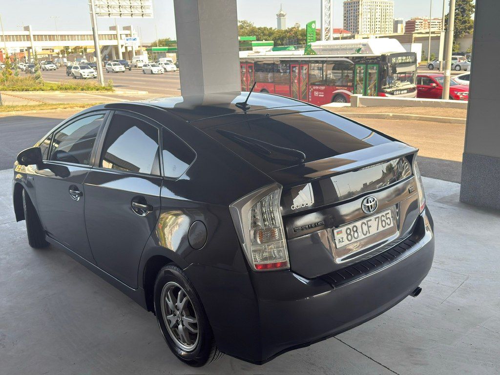 Toyota Prius, 1.8 L, 1.3 kWh, 2010 il, 256 451 km — Avtomobillər, Bakı (7)