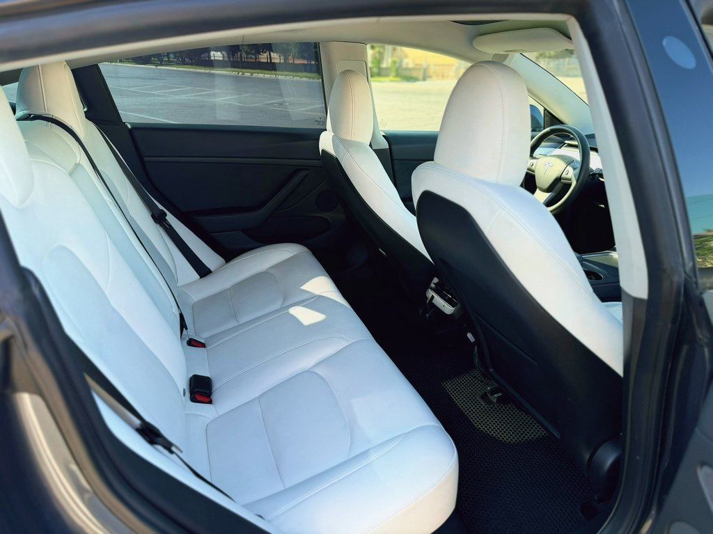 Tesla Model 3, 60 kWh, 2023 il, 48 400 km — Avtomobillər, Bakı (6)