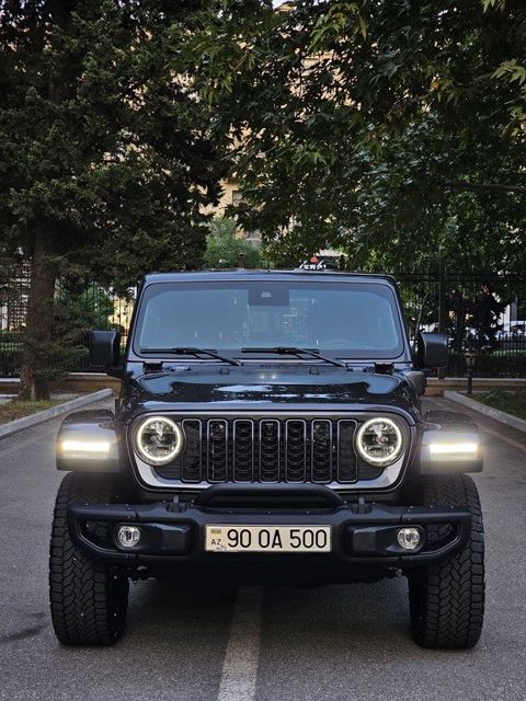 Jeep Wrangler, 2.0 L, 17.3 kWh, 2025 il, 12 900 km — Bakı