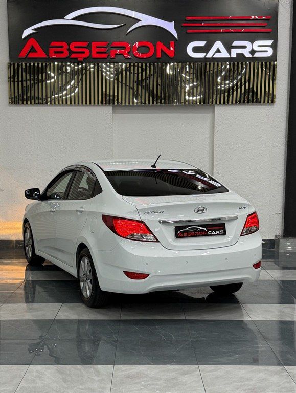 Hyundai Accent, 1.4 L, 2015 il, 179 000 km — Avtomobillər, Sumqayıt (8)