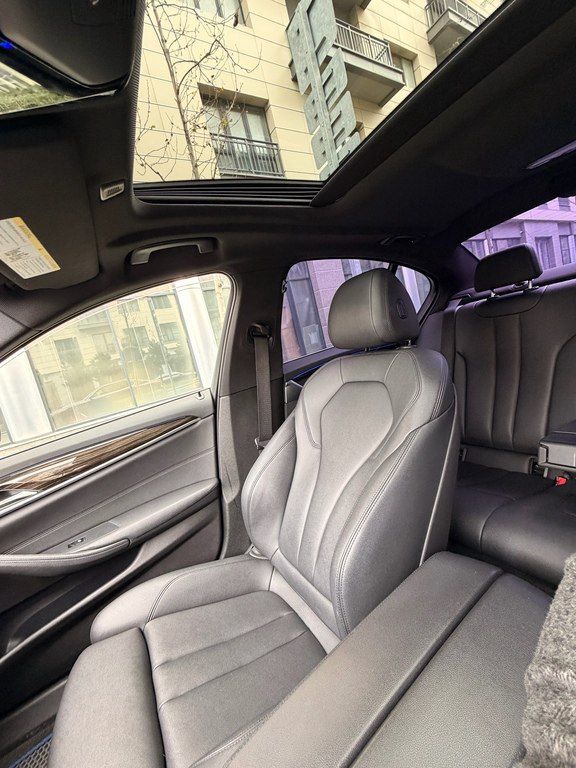 BMW 530e, 2.0 L, 12 kWh, 2018 il, 170 000 km — Avtomobillər, Bakı (9)