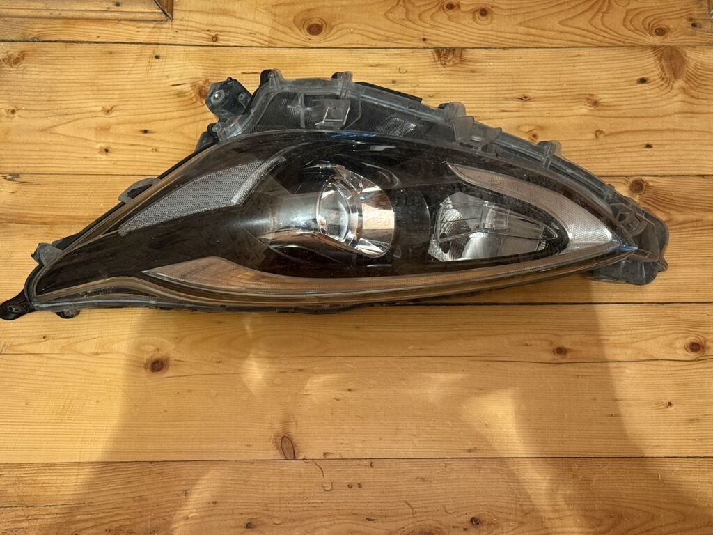 Toyota Aqua 2018 model sol tərəf full led faradı qaşlı satılır — Ehtiyat hissələri, Bakı (2)