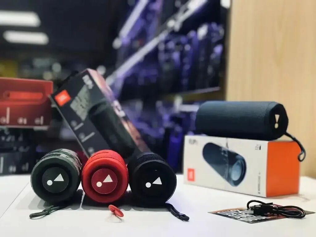 Yeni JBL Kolonka, Növ - Bluetooth, rəng - Qara — Elektronika, Bakı (2)