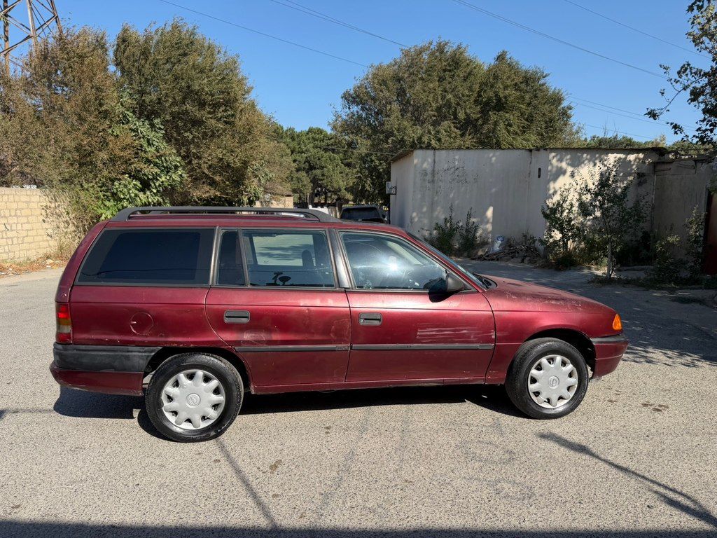 Opel Astra, 1.6 L, 1996 il, 326 000 km — Avtomobillər, Sumqayıt (2)